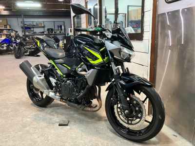 Kawasaki Z400 2020