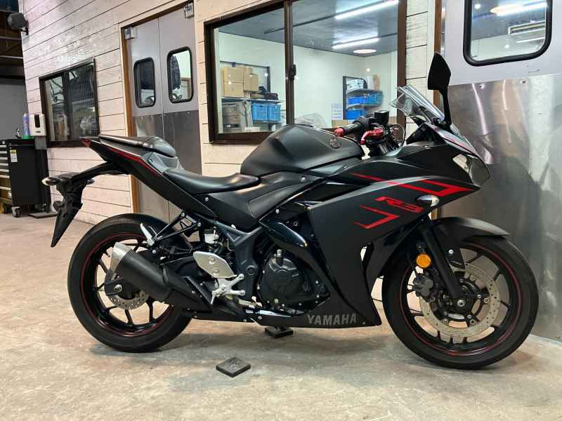 Yamaha YZF-R3 2017