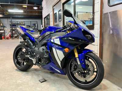 Yamaha YZF-R1 2012