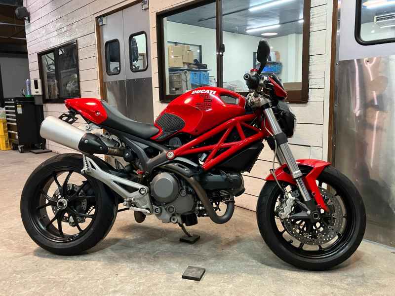 Ducati Monster 1100 2009