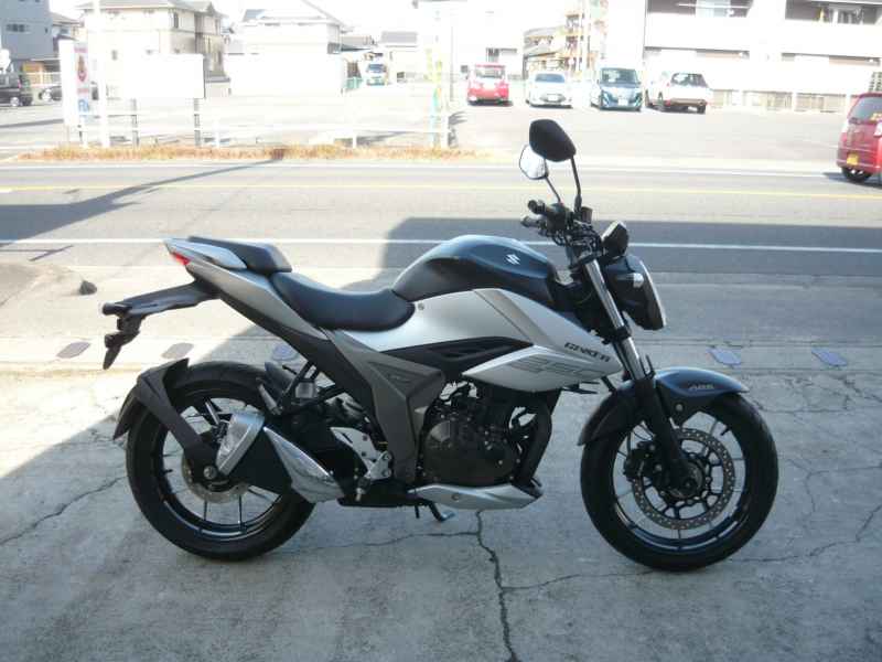 Suzuki Gixxer 250SF