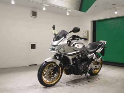 Honda CB1300 Super Boldor 2021