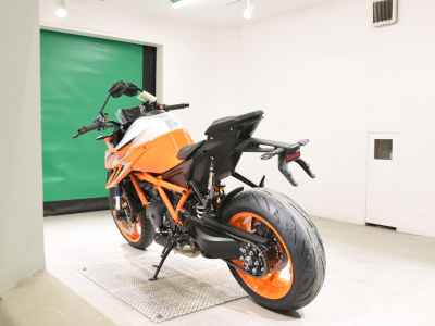KTM 1290 Super Duke R