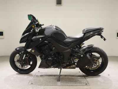 Kawasaki Z1000-4 2011