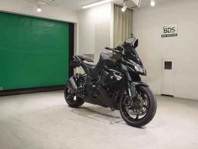 Kawasaki Z1000-4 2011