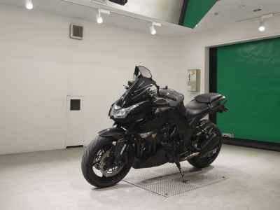 Kawasaki Z1000-4 2011