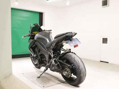 Kawasaki Z1000-4 2011