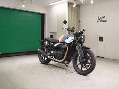 Triumph Speed Twin 900 2025