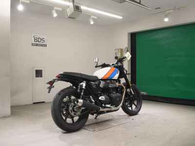 Triumph Speed Twin 900 2025