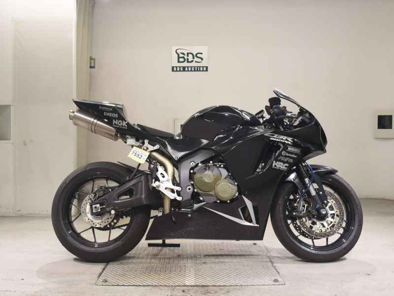 Honda CBR600RR 2024