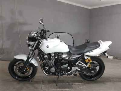 Yamaha XJR1300 2012