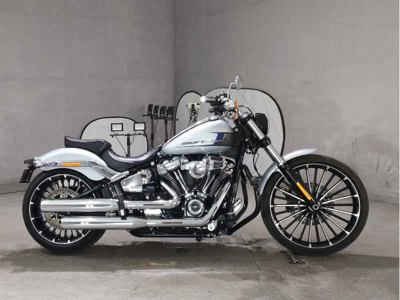 Harley-Davidson Breakout FXBR1920 2023