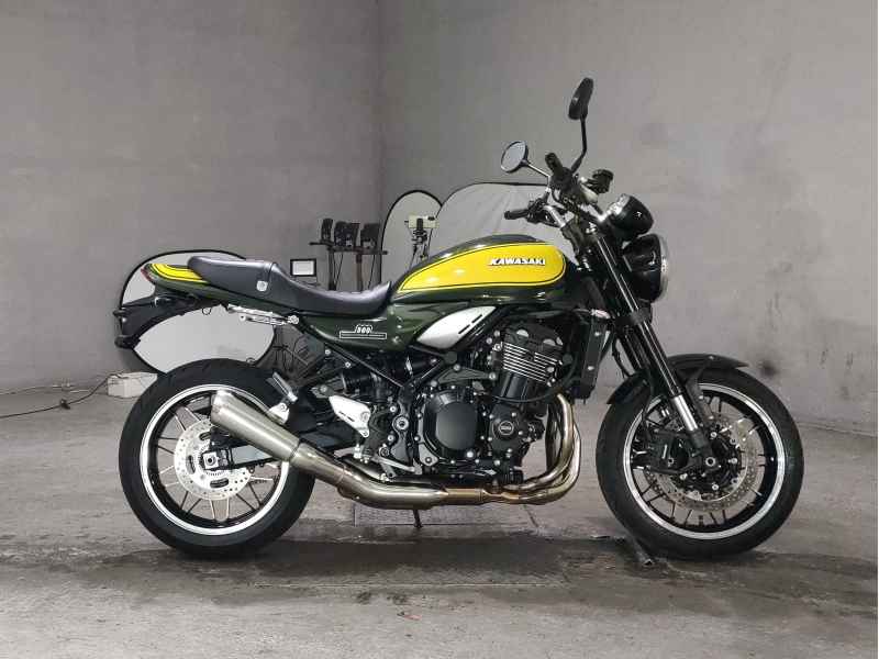 Kawasaki Z900RS 2025