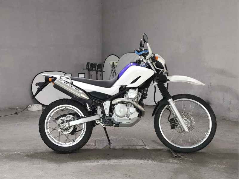 Yamaha XT250 Serow 2018