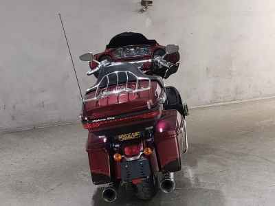 Harley-Davidson Electra Glide FLHTKSE1800 2014