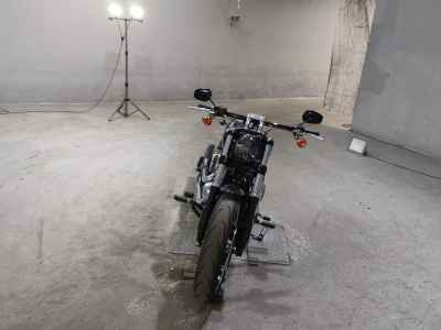 Harley-Davidson Breakout FXBRS1870 2022