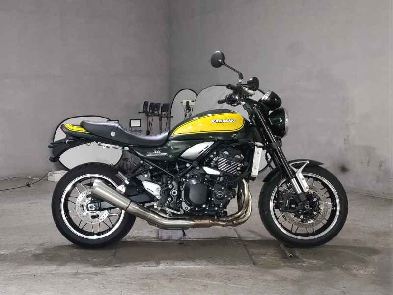 Kawasaki Z900RS 2023