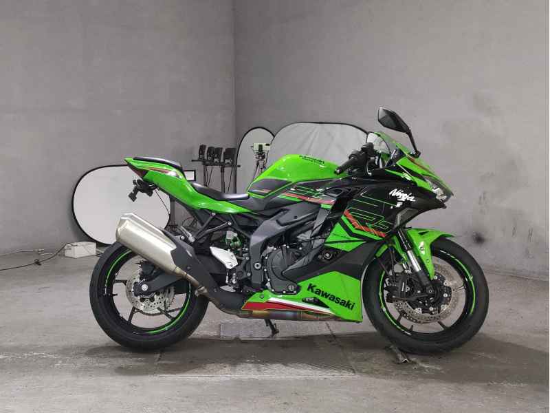 Kawasaki Ninja ZX-4RR 2024