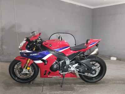 Honda CBR1000RR SP 2025