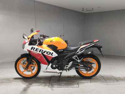 Honda CBR250R 2015
