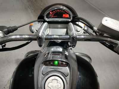 Suzuki Boulevard 400 2011