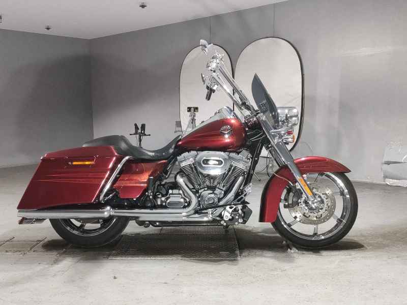 Harley-Davidson Road King FLHRSE1800 CVO 2013