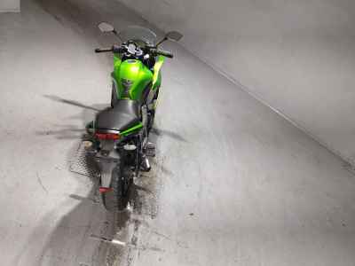 Kawasaki Ninja 400R 2013