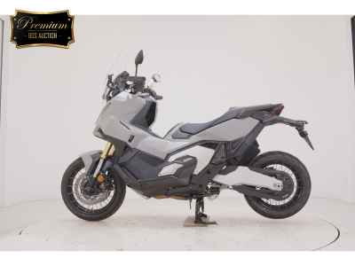 Honda X-Adv 750 2025