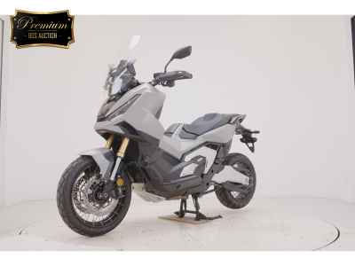 Honda X-Adv 750 2025