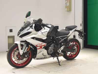 Suzuki GSX-8R 2024