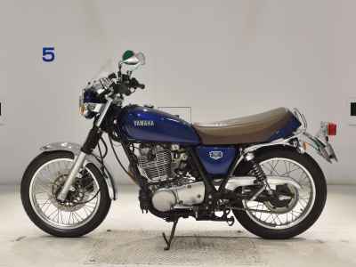 Yamaha SR400 2021