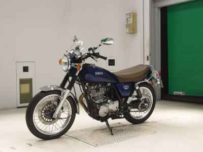 Yamaha SR400 2021