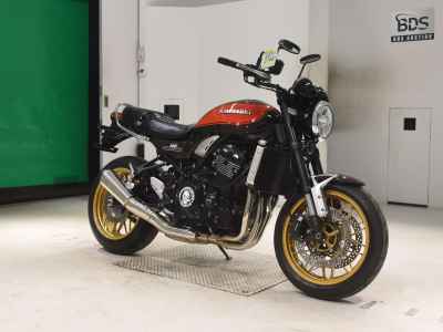 Kawasaki Z900RS 2022