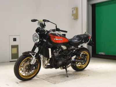 Kawasaki Z900RS 2022