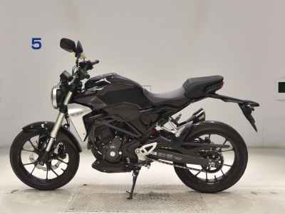 Honda CB250R 2018