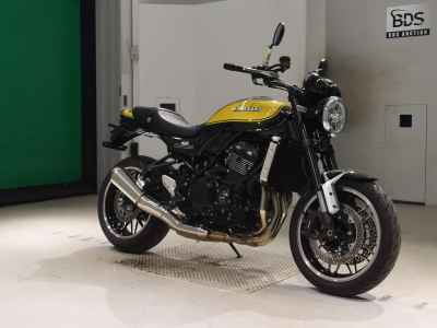 Kawasaki Z900RS 2023