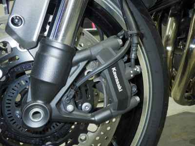 Kawasaki Z900RS 2023