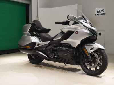Honda GL1800 Gold Wing Tour DCT 2026