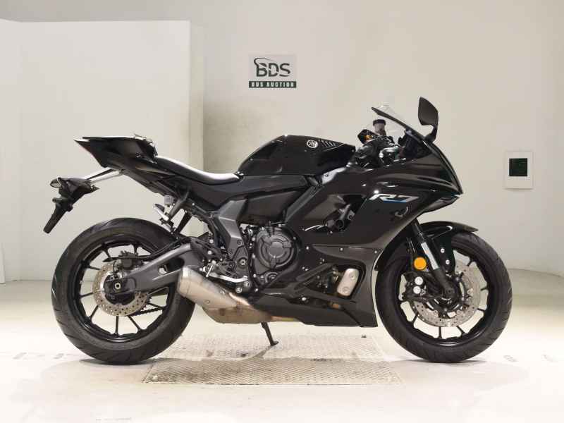 Yamaha YZF-R7 2022