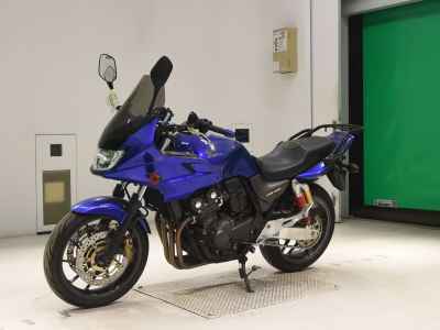 Honda CB400 Super Boldor 2015