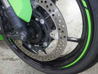 Kawasaki Ninja ZX-25R KRT Edition 2023