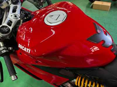 Ducati Panigale V2 2021