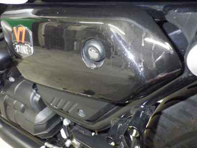 Moto Guzzi V7 Stone 2025
