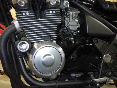 Kawasaki Zephyr 400 2012