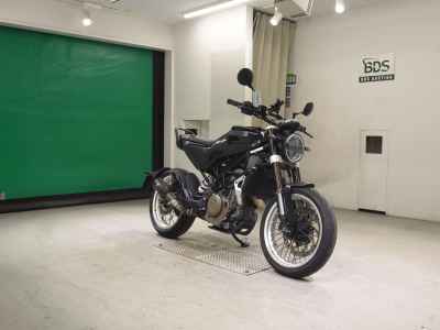 Husqvarna Svartpilen 401 2020