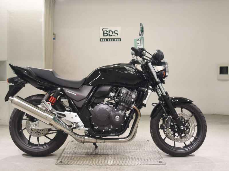 Honda CB400SF 2026