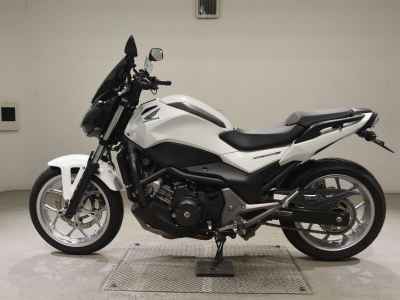 Honda NC750S 2016