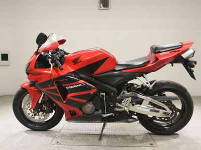 Honda CBR600RR 2005