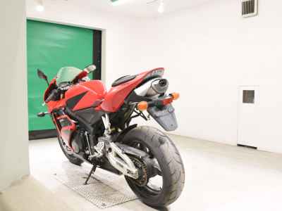 Honda CBR600RR 2005