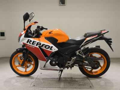 Honda CBR250R 2015